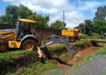 Supervisa Ayuntamiento de Morelos caudales de arroyos y continúa labores de rehabilitación tras lluvia atípica