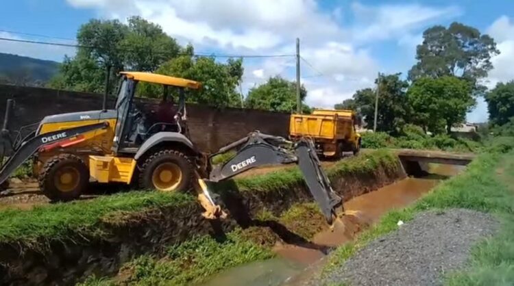 Supervisa Ayuntamiento de Morelos caudales de arroyos y continúa labores de rehabilitación tras lluvia atípica