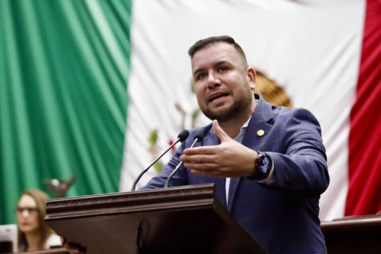 Llama Reyes Galindo al Congreso de Michoacán a aprobar ley que prohibe terapias de conversión