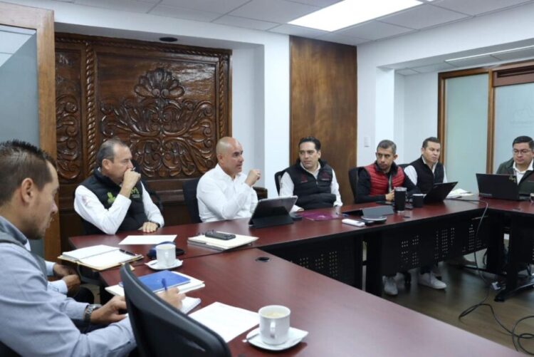 Coordinan acciones Adolfo Torres y SCOP para ejecutar obras hidráulicas en Morelia