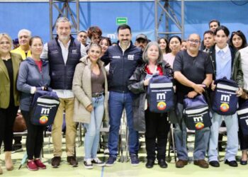 Promueve Yankel Benítez prevención y capacitación con entrega de mochilas de emergencia