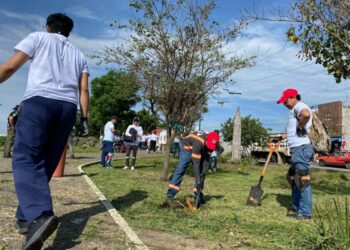Morelia reafirma su compromiso ambiental con jornada de reforestación en el Parque Lineal Bicentenario