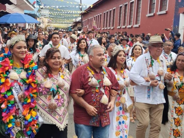Con Danza del Paloteo participa Puruándiro en Festival de Globos de Cantoya en Paracho: Belinda Iturbide