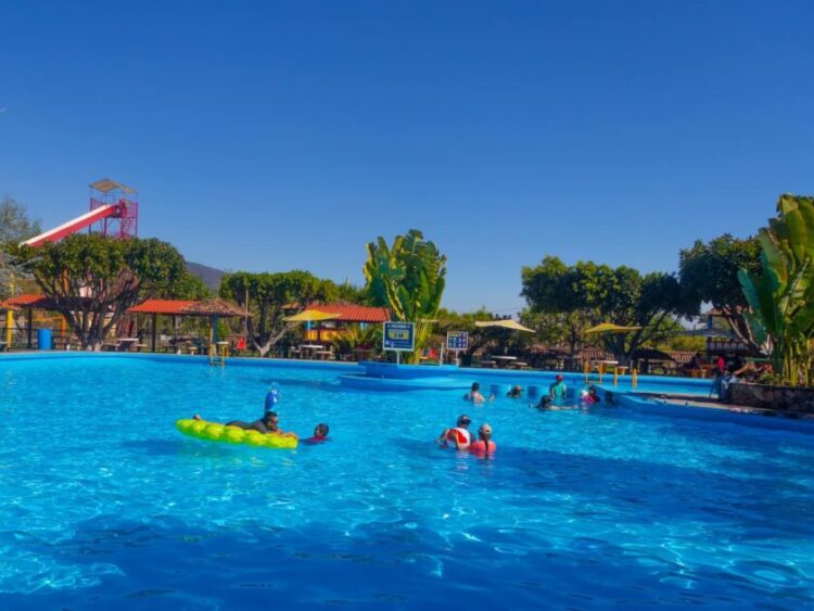 Aquí las primeras recomendaciones a los viajeros por Michoacán para un verano seguro en playas y balnearios