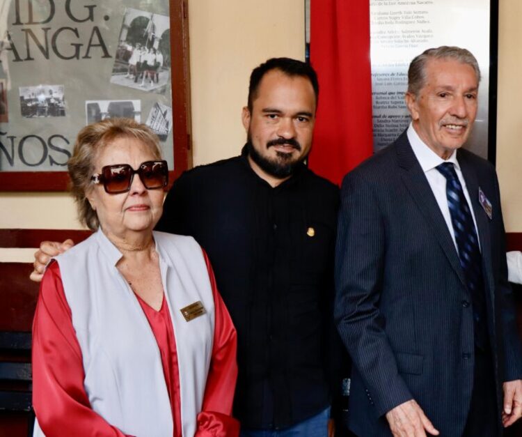 Un siglo de historia educativa en Morelia: Hugo Rangel conmemora el centenario de la escuela David G. Berlanga