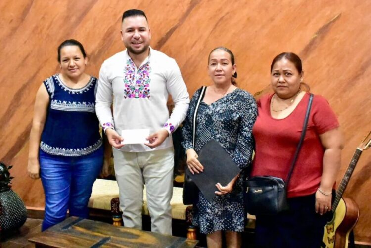 Apoyar a mi pueblo, siempre será mi mayor compromiso: Reyes Galindo