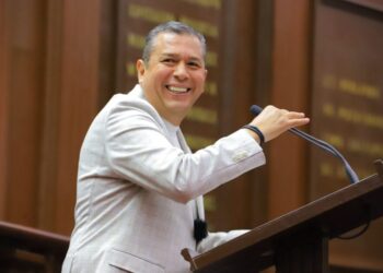 Aprobada reforma de Juan Carlos Barragán para incorporar el ajedrez como herramienta pedagógica en escuelas de Michoacán