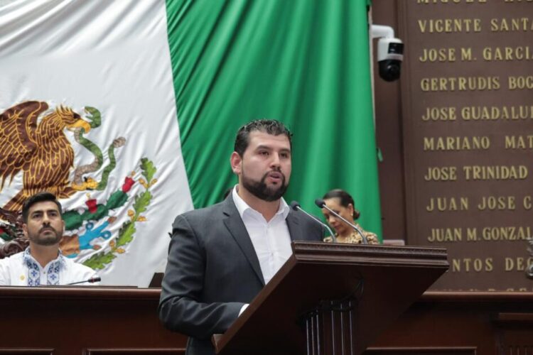 Con acompañamiento legislativo, la inversión federal para el puerto de Lázaro Cárdenas fortalecerá economía de Michoacán: Octavio Ocampo
