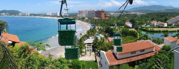 Hotel de la Muerte Pacífica Resort, en Ixtapa, Zihuatanejo