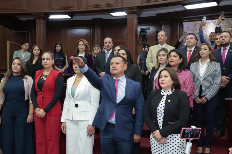 Reconoce Araceli Saucedo labor de Adrián López Solís al frente de la FGE y desea éxito a Carlos Torres en su nueva encomienda