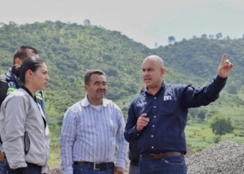 Supervisa Adolfo Torres avances del Acuaférico de Morelia en Lomas del Punhuato