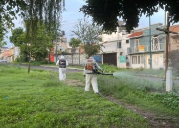 Juan Carlos Barragán continúa con Échale una Mano contra el Dengue para cuidar a las familias