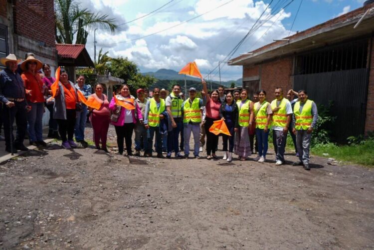 Con obras, ayuntamientos del PRD Michoacán mejoran la calidad de vida de sus habitantes