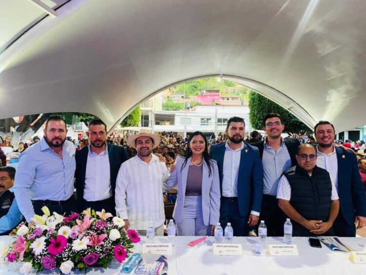 Araceli Saucedo reconoce la labor de las y los alcaldes en sus Primeros Informes de Gobierno