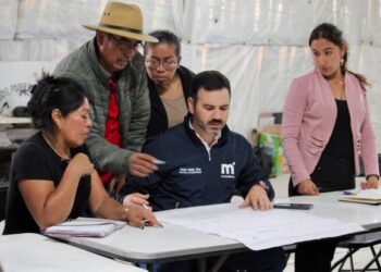 Yankel Benítez da seguimiento a obra de drenaje en la colonia Rubén Jaramillo