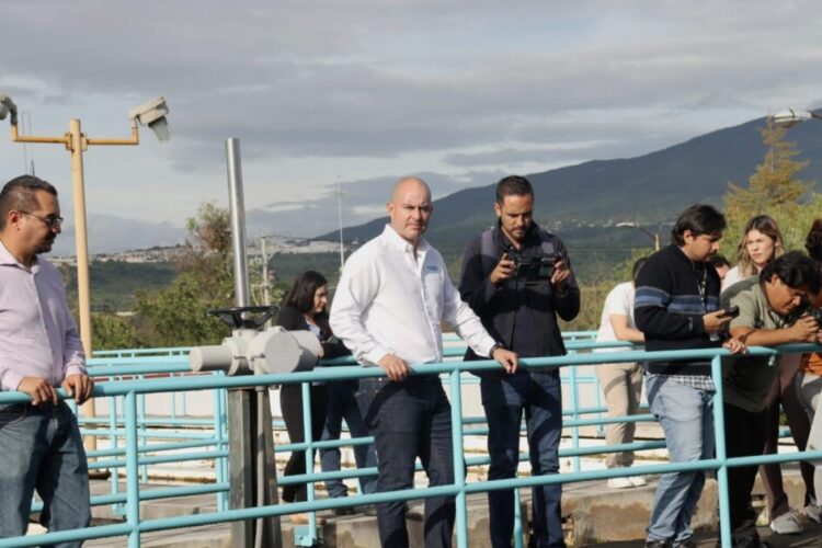 Agua de calidad y con procesos certificados, entrega Ooapas a los morelianos: Adolfo Torres