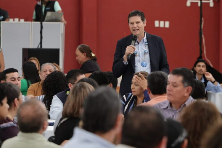 Michoacán nos necesita a todos: Alfonso Martínez a CANACO Zacapu