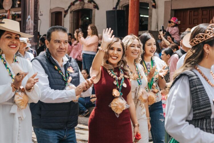 Enamora la LIX Feria Nacional del Cobre y el 80° Concurso Nacional de Cobre Martillado de Santa Clara del Cobre