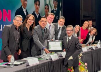 Más de 600 nuevos profesionistas se gradúan del Conalep Michoacán