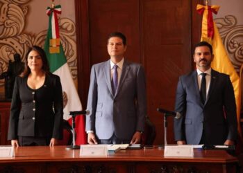 Entrega Alfonso Martínez su Primer Informe de Gobierno