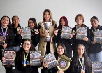 Alfonso Martínez impulsa el desarrollo juvenil con Centros SPOT