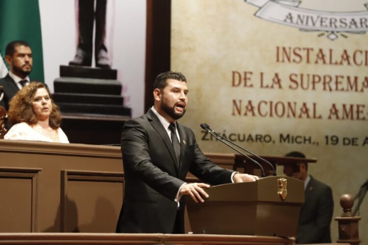 En representación del Congreso, Octavio Ocampo llama a la unidad y a la construcción de un Michoacán con paz y justicia