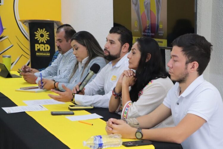 Octavio Ocampo invita a jóvenes al “Foro Juventudes al Frente” en el Congreso de Michoacán