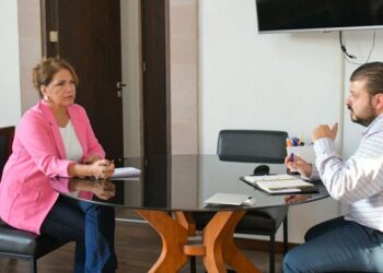 Se reúnen diputada Fabiola Alanís y secretario de Gobierno de Michoacán Raúl Zepeda