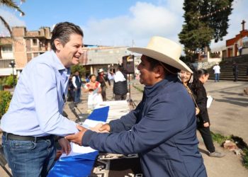 Alfonso Martínez abre las puertas de Morelia a artesanías de la Meseta Purépecha