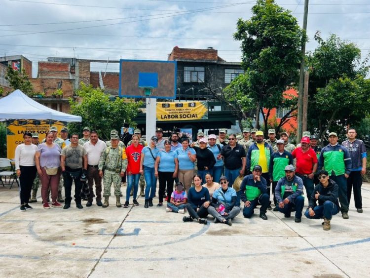 Gobierno de Morelia, vecinos y Ejército Mexicano realizan jornada integral en Colonia Loma Larga