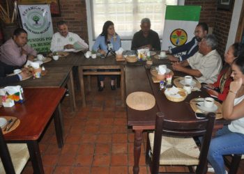 Firma de Convenio Entre SEPAMICH A.C. y Centinela Ciudadana México A.C.