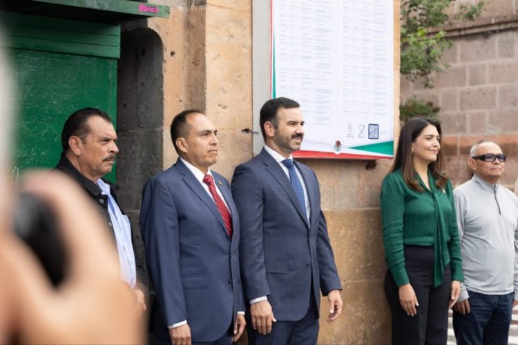 Ayuntamiento de Morelia devela programa de actividades de Fiestas Patrias