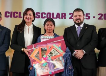 Arranca ciclo escolar 2025-2026 en Michoacán con el llamado a consolidar la educación como motor de transformación