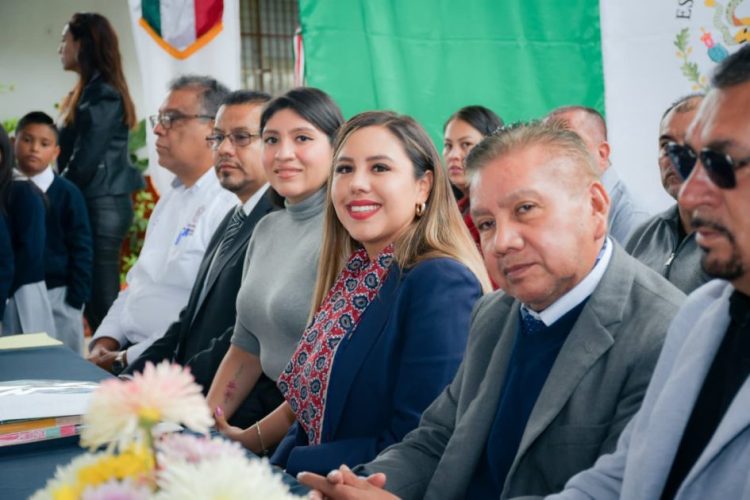 Dayana Pérez Mendoza destaca la importancia de la educación en el arranque del ciclo escolar