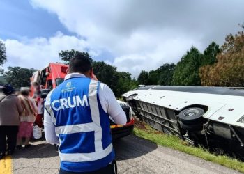 Agilizan el traslado de 46 lesionados tras accidente de autobús en Zacapu