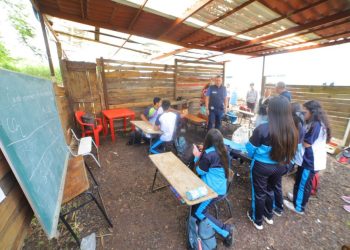 Se quieren escuelas en Morelia, no teleféricos: JC Barragán