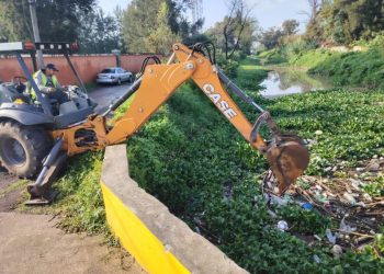 Brigadas de Servicios Públicos Municipales intervienen drenes y vialidades de Morelia