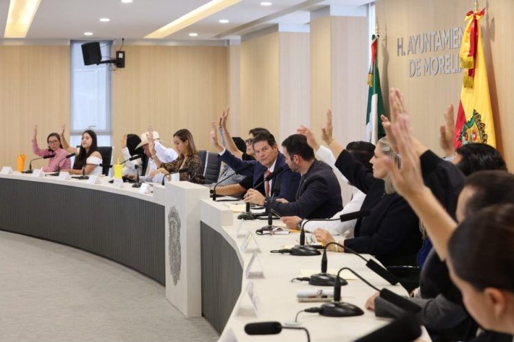 Brinda Alfonso Martínez certeza jurídica para miles de morelianos