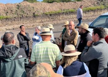 Adolfo Torres se reúne con vecinos de Cerritos de San José en atención a necesidades de infraestructura hídrica