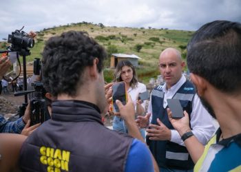 Adolfo Torres se deslinda de encuesta telefónica y no descarta denunciar