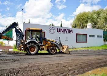 Gobierno de Zacapu responde a la ciudadanía con mantenimiento en vialidades y dotación de servicios básicos