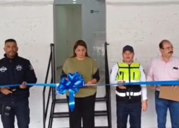 Inaugura Alma Mireya González Sánchez rehabilitación de instalaciones de Seguridad Pública y Tránsito en Quiroga y entrega equipo