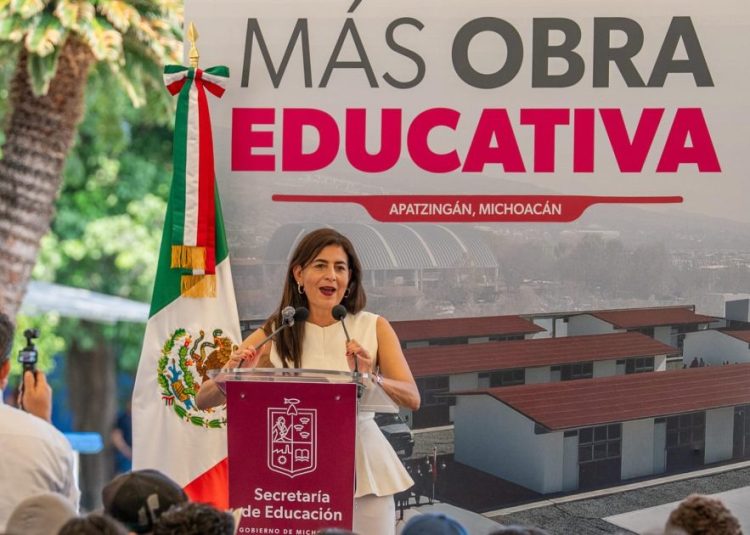 Mi compromiso con la educación está en todos los niveles: Gabriela Molina