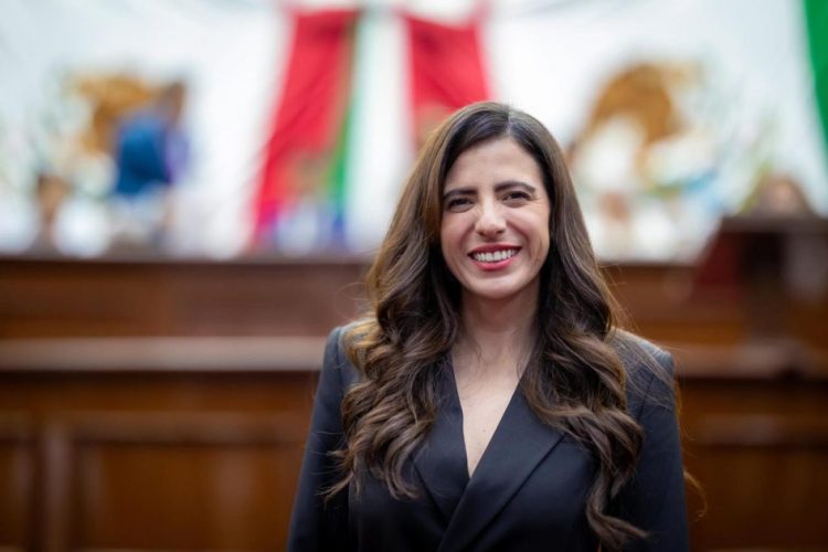 Giulianna Bugarini anuncia su Primer Informe Legislativo