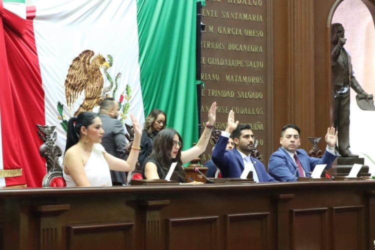 Presidencia del Congreso presenta informe del Primer Año Legislativo