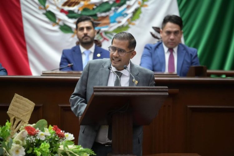Vocación de servicio regirá el trabajo del GPPRD, remarca Conrado Paz al iniciar Segundo Año Legislativo