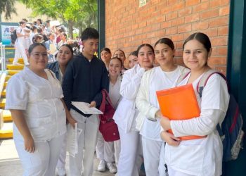 Conalep Michoacán asegura plazas de servicio social a más de 800 egresados de Enfermería