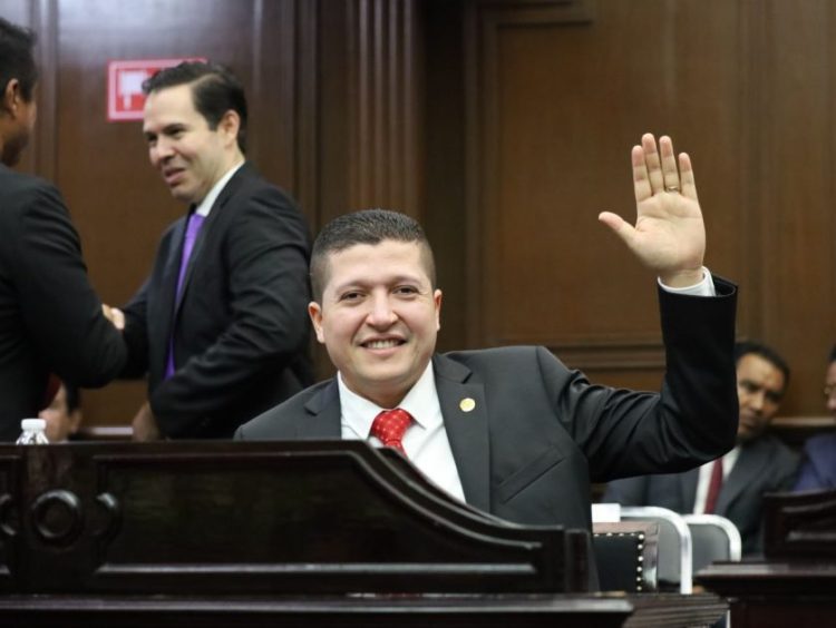 Legislar con y para el pueblo, objetivo de Vicente Gómez para el segundo año legislativo