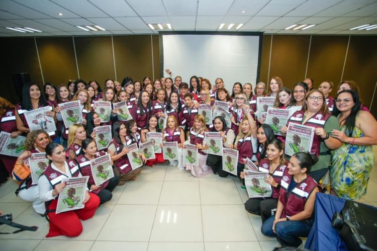 Lideresas morenistas cierran filas con Gladyz Butanda rumbo a 2027