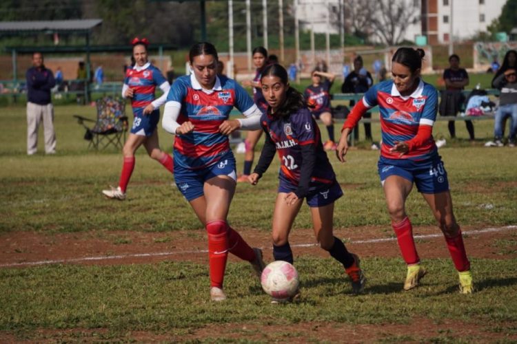 La UMSNH se afianza en el liderato del Torneo de Verano
